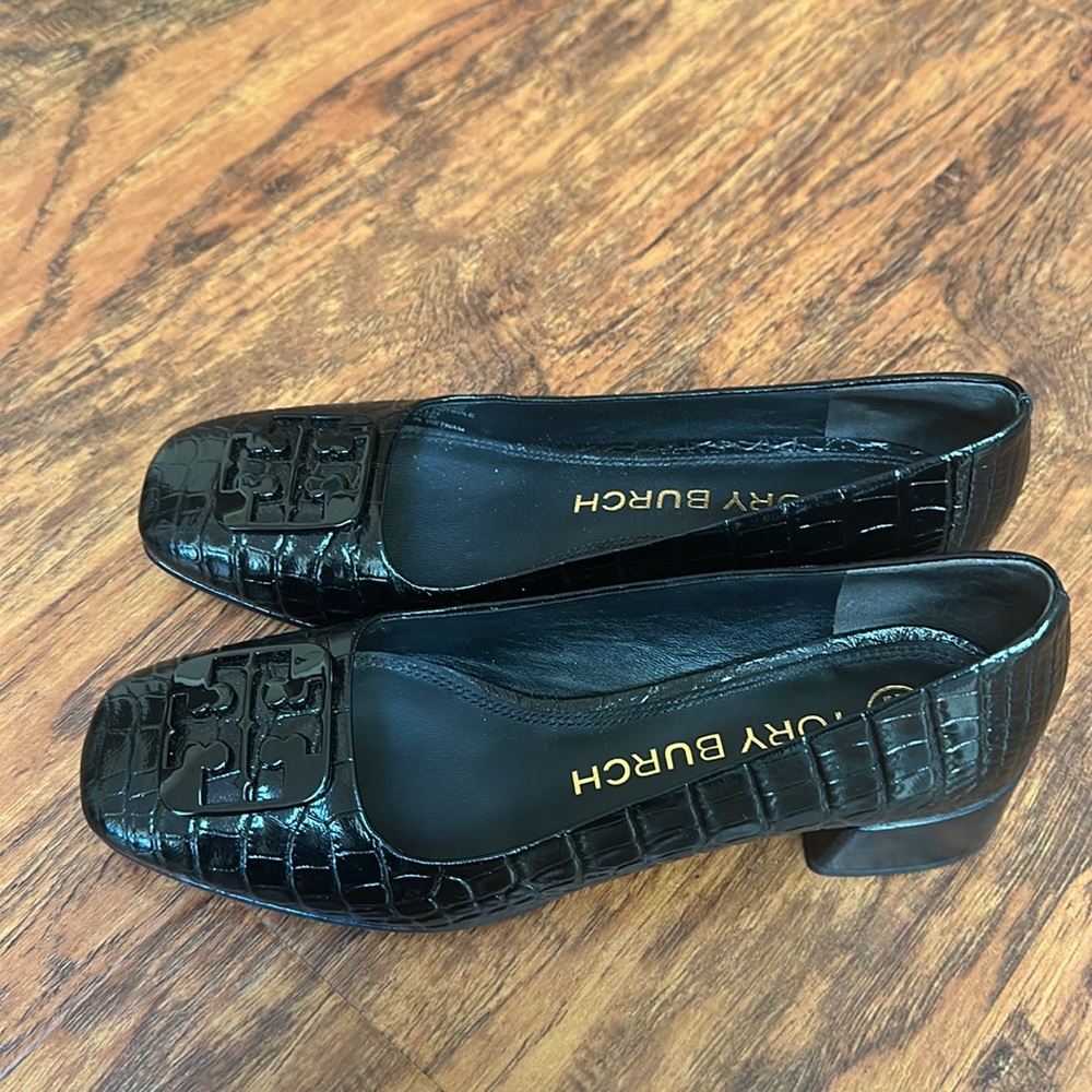 Tory Burch black low pumps - Picture 2 of 6